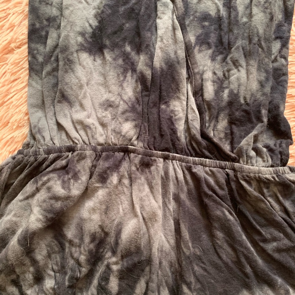 Romper - Picture 2 of 3